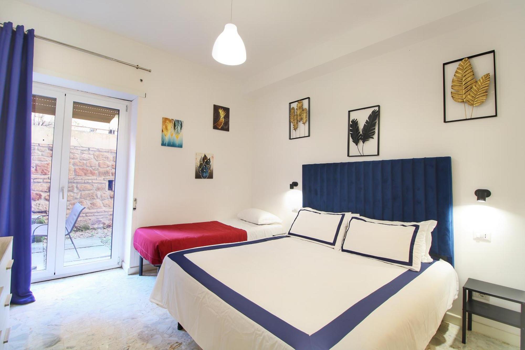 Delicious 2 Bed Room Apartment And Garden By Yh Rom Exterior foto